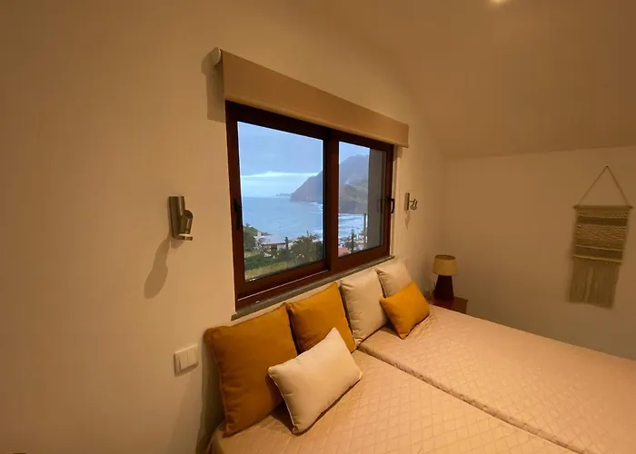 Penha D'aguia Porto Da Cruz