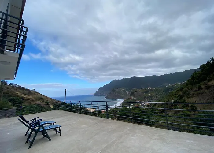 Penha D'aguia Porto Da Cruz