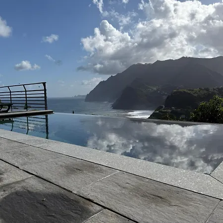 Penha D'aguia Villa *